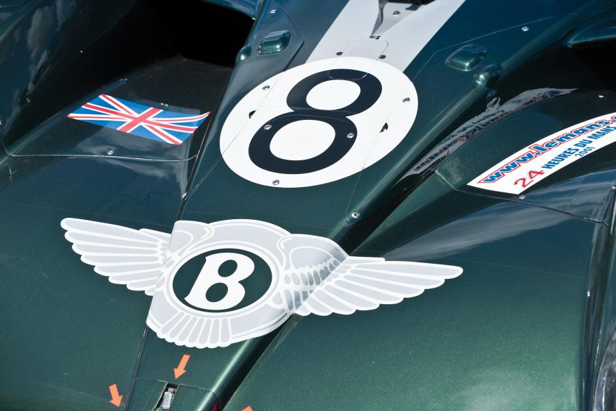 Детали экстерьера Bentley EXP Speed 8 2002 года  (фото 6 из 66)